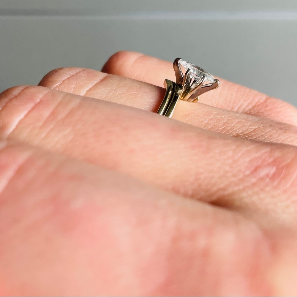Estate Genuine Diamond Marquise Cut 10k Gold Double Band Ring Circa 1970 - Picture 6 of 13